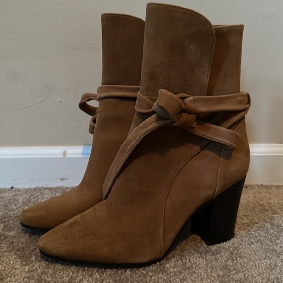 Banana republic boots - Picture 4 of 4